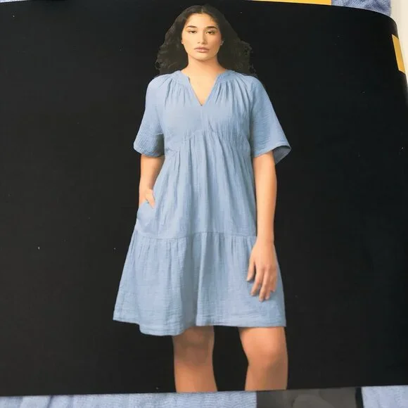 Gap Women's Gauze Tiered Dress Size Medium  Blue Short Sleeve BOHO V Neck - Picture 2 of 7